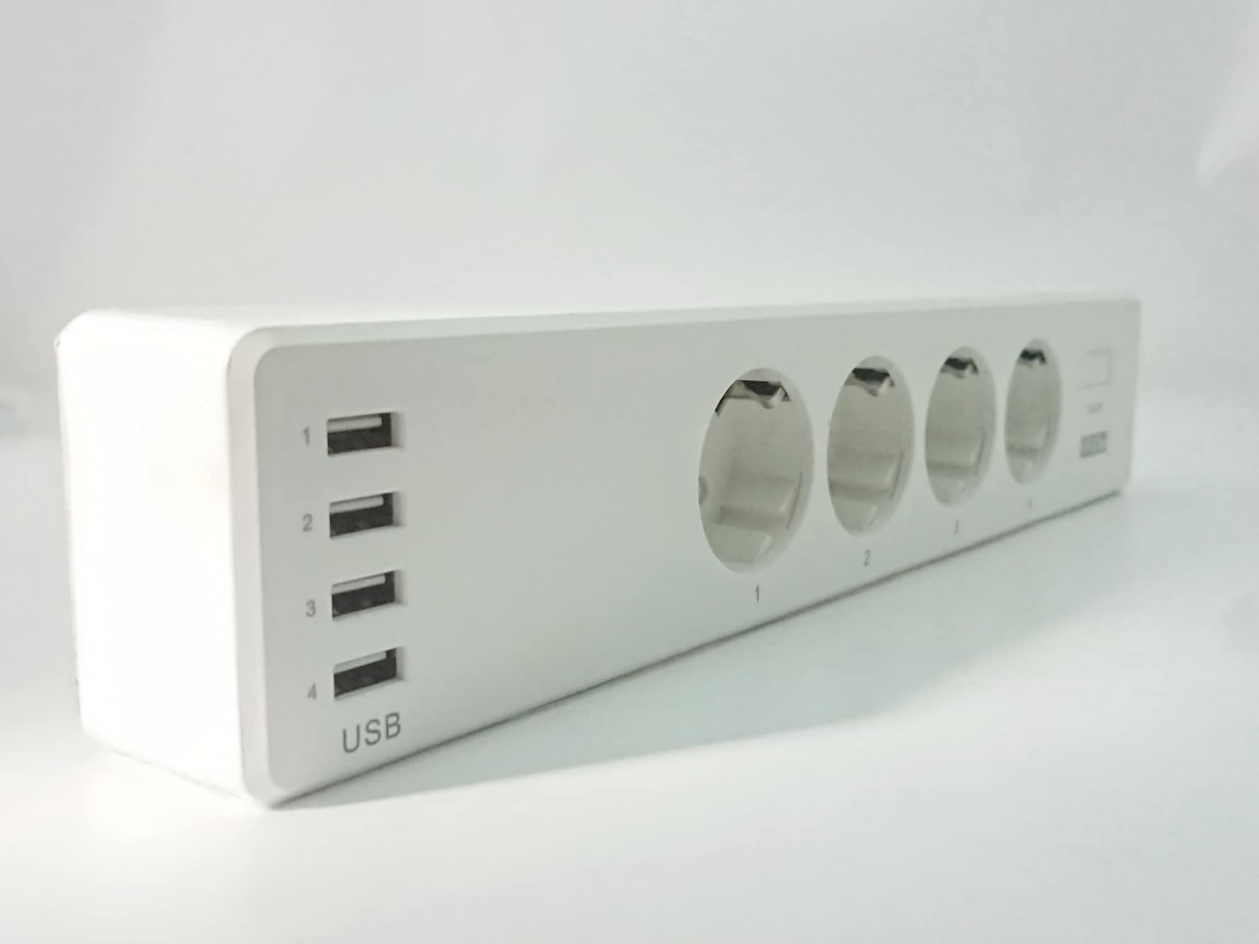Axiom Smart Power Strip AX2044USB — image 1